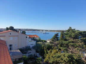 Apartmani Klaric 2nd row from the Sea